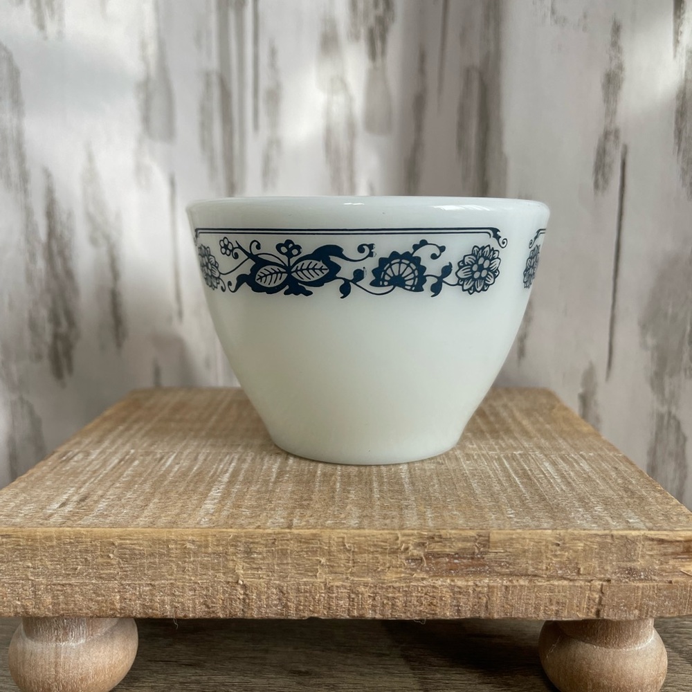 Vintage Corning Ware Old Town Blue‎ Sugar Bowl Only